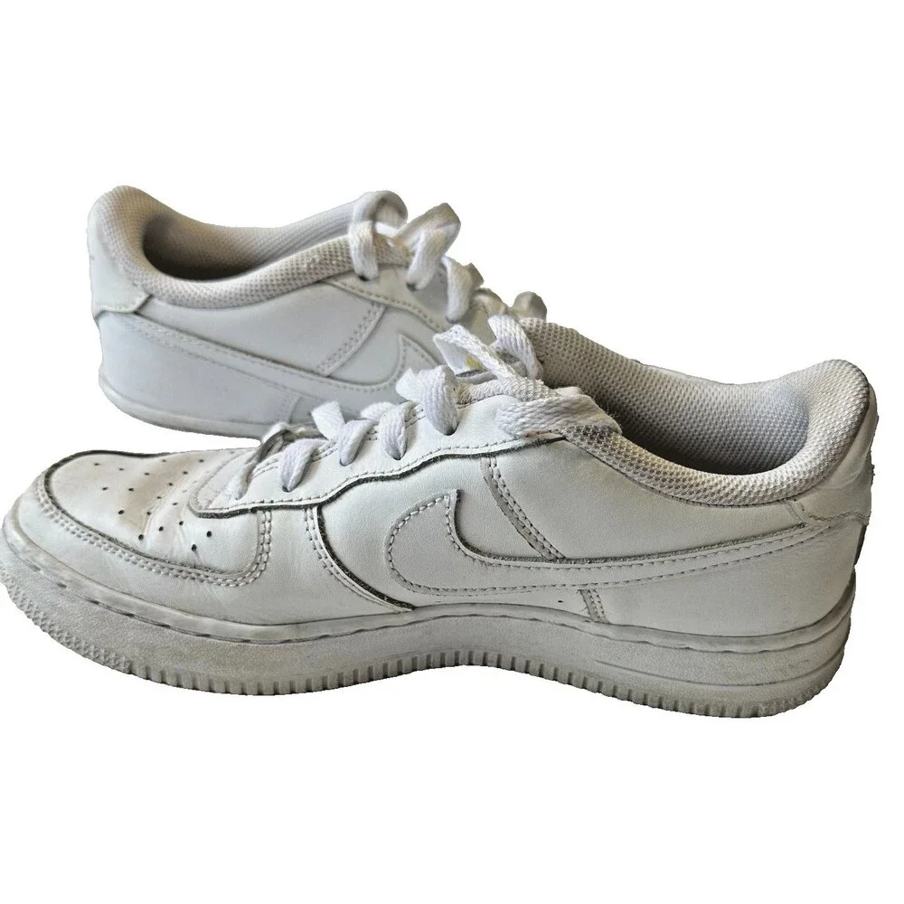 Nike Air Force One AF1 Low Youth Size 5.5Y Triple White Leather Shoes 314192-117